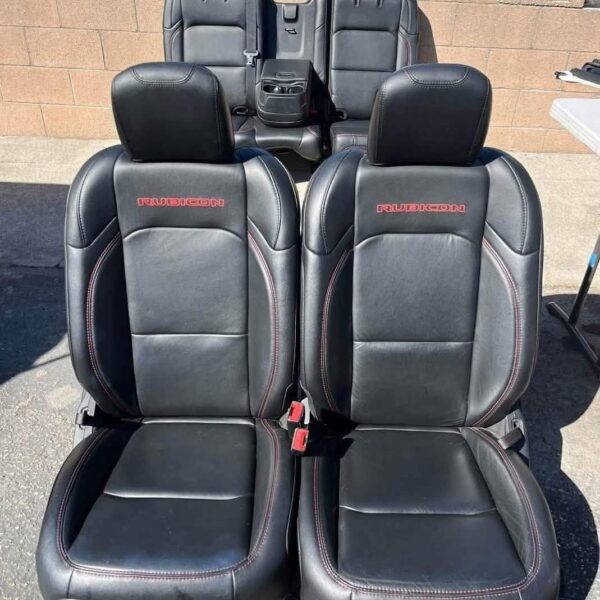 Black leather seats for jeep Wrangler Rubicon models.