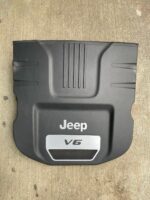 (OEM) Jeep 3.6L V6 engine cover.